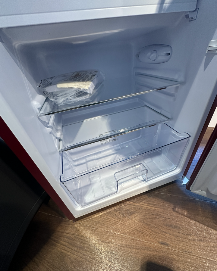 Amica Retro Kühlschrank 108 l mit Gefrierfach Standgerät
