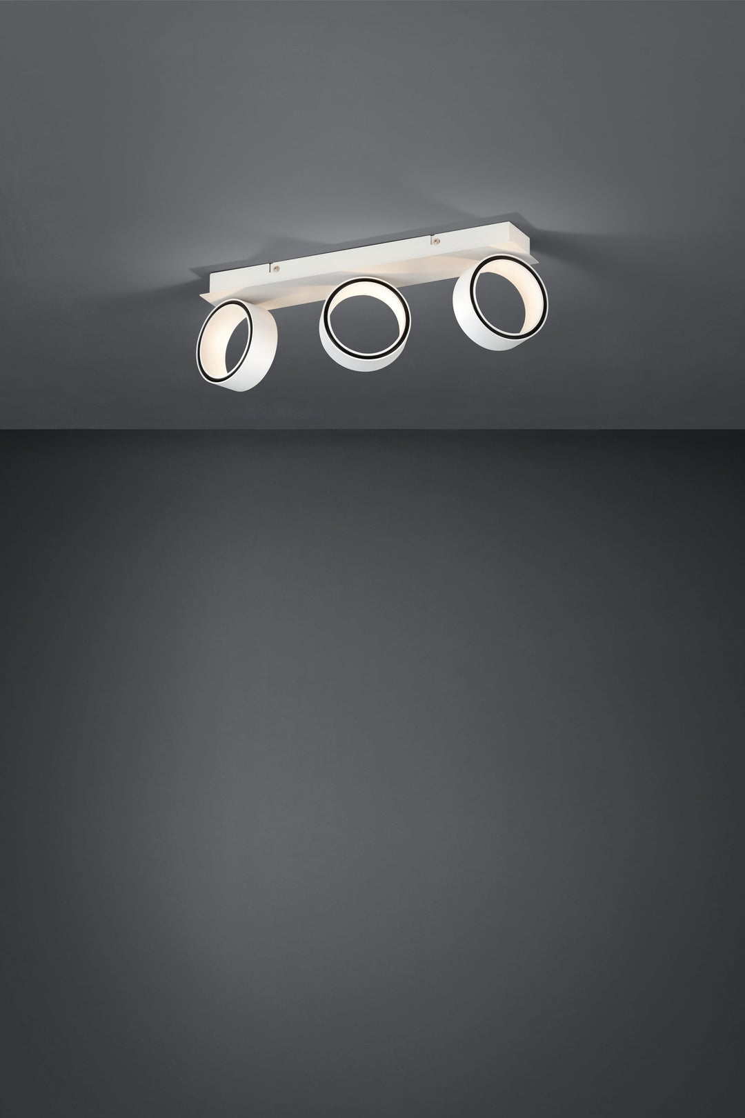 Spot Albariza white, chrome 3X4.6W L:47.5 H:8 cm in