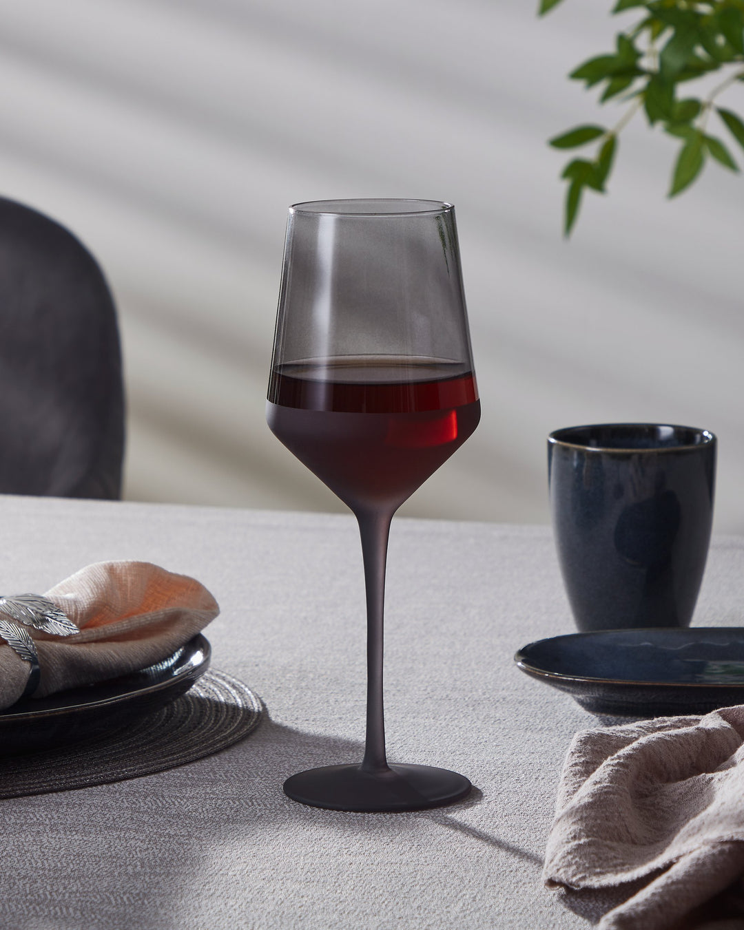 Bathurst white wine glass H:24.3 Ø 9.2 cm