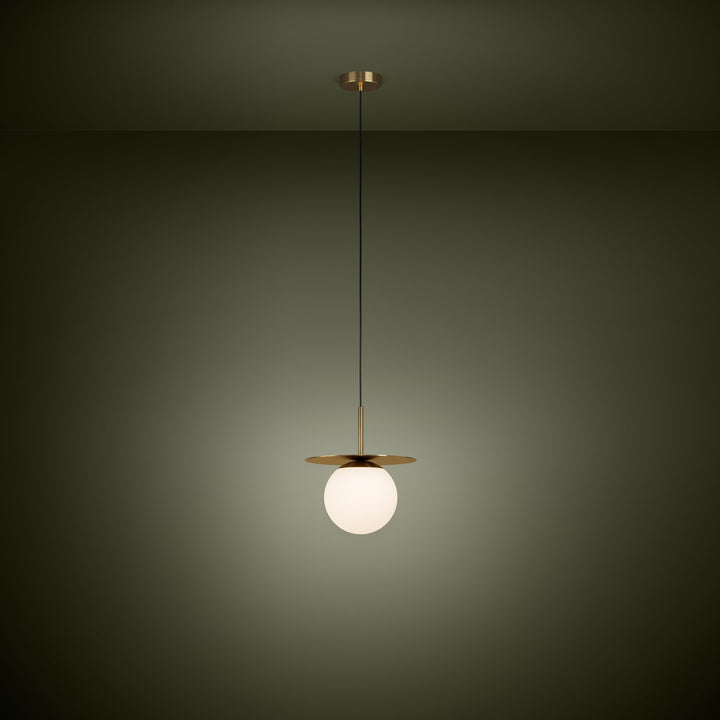Hängeleuchte Arenales messing-gebürstet Glas opal-matt weiss 1X40W H:150 Ø 18 cm in